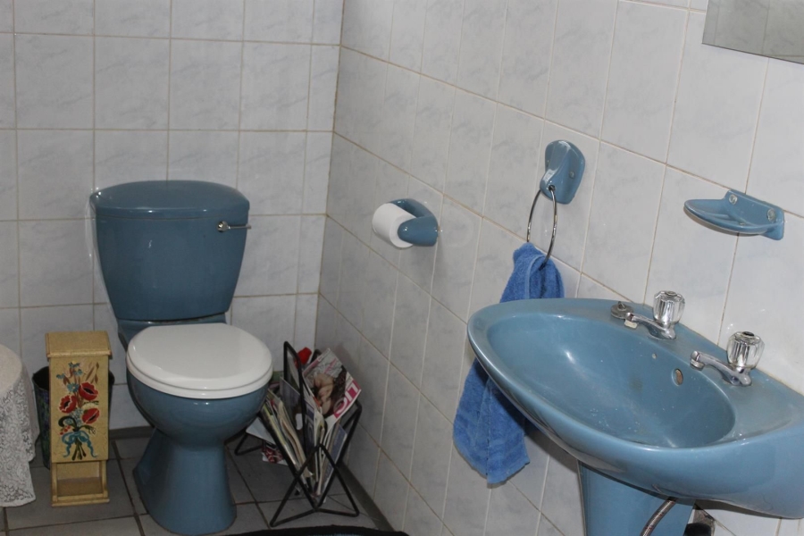 8 Bedroom Property for Sale in Potchefstroom Rural North West